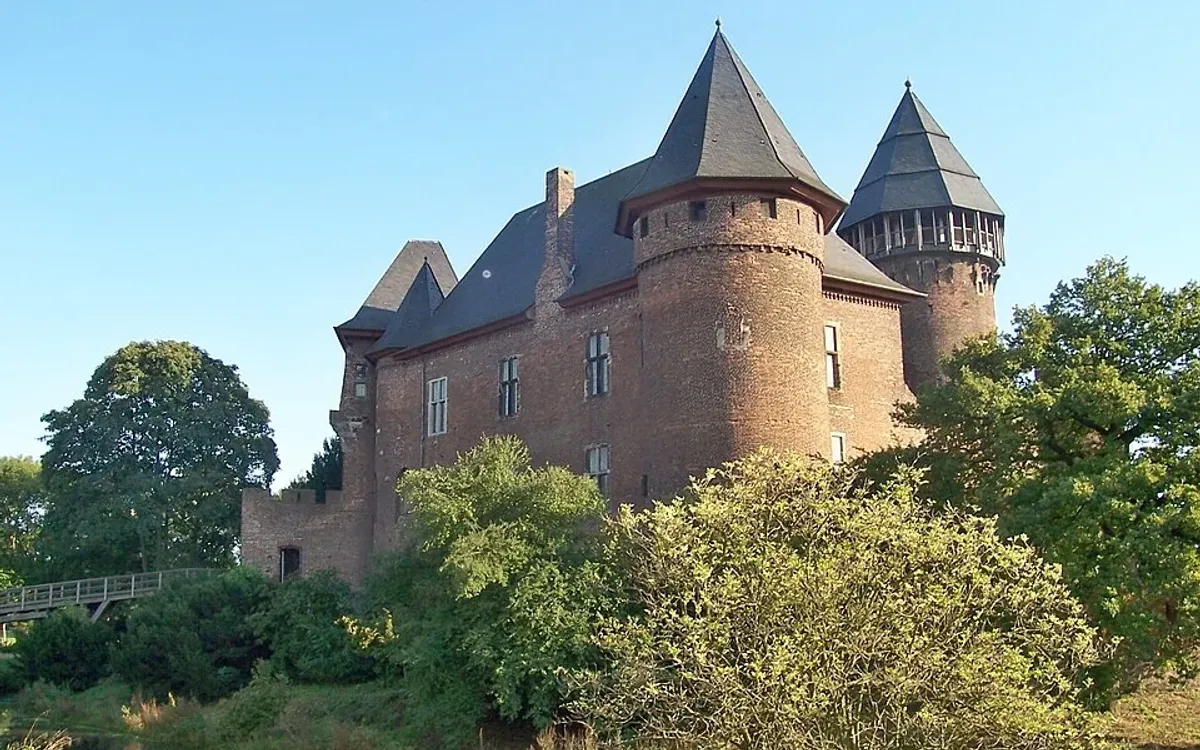 Rohrreinigung Krefeld – Krefeld Burg Linn