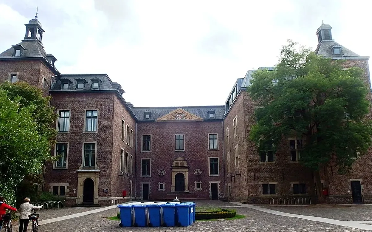 Rohrreinigung Willich – Willich Schloss Neersen